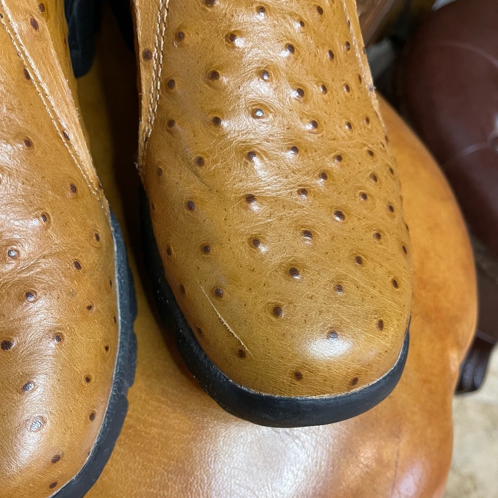 Roper Leather Ostrich Slip on Size 8 1/2. - Picture 5 of 5
